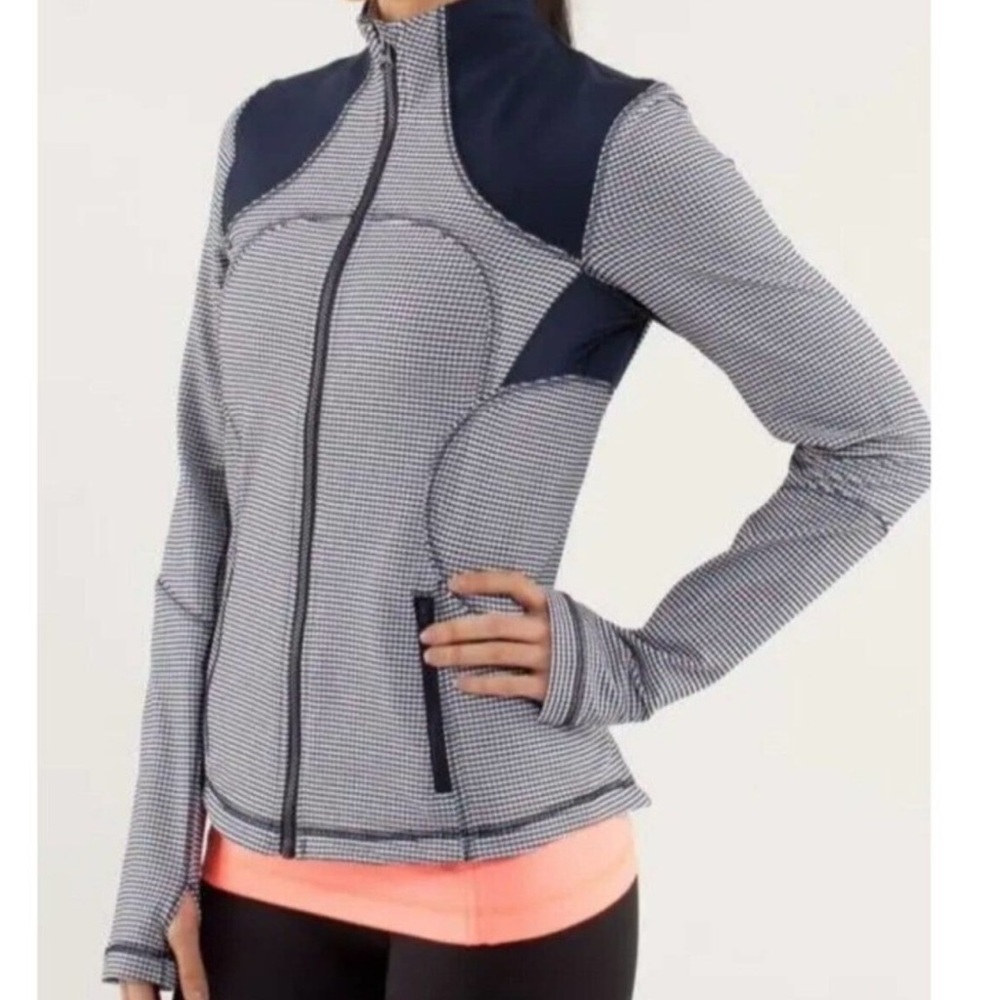 Lululemon Forme Jacket - Picture 3 of 13